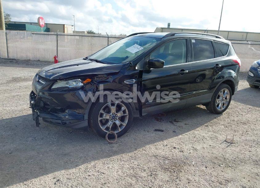 Photo 2 of 2014 Ford Escape SE (VIN 1FMCU0G98EUD56245)