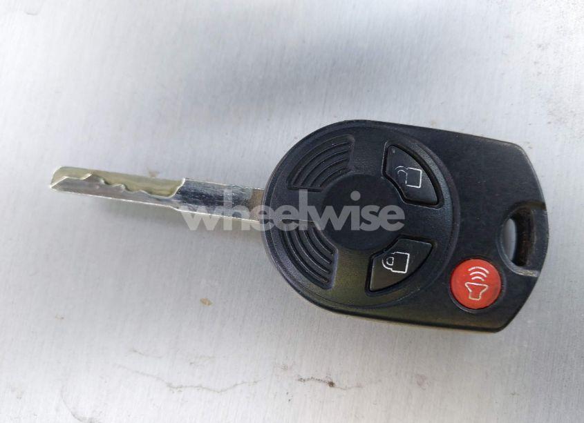 Photo 11 of 2014 Ford Escape SE (VIN 1FMCU0G98EUD65527)