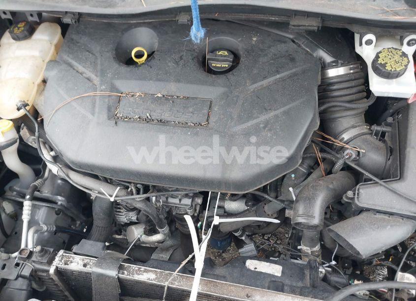 Photo 10 of 2015 Ford Escape SE (VIN 1FMCU0G98FUA14974)