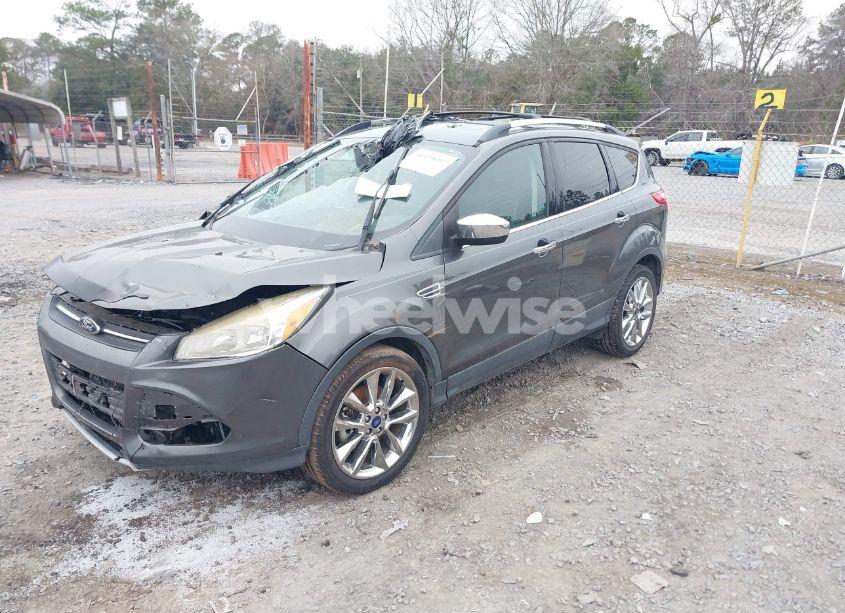 Photo 2 of 2015 Ford Escape SE (VIN 1FMCU0G98FUA14974)