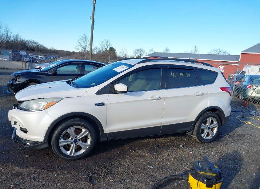 Photo 14 of 2015 Ford Escape SE (VIN 1FMCU0G98FUA57033)