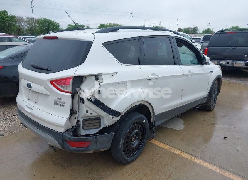 Photo 4 of 2016 Ford Escape SE (VIN 1FMCU0G98GUA95671)