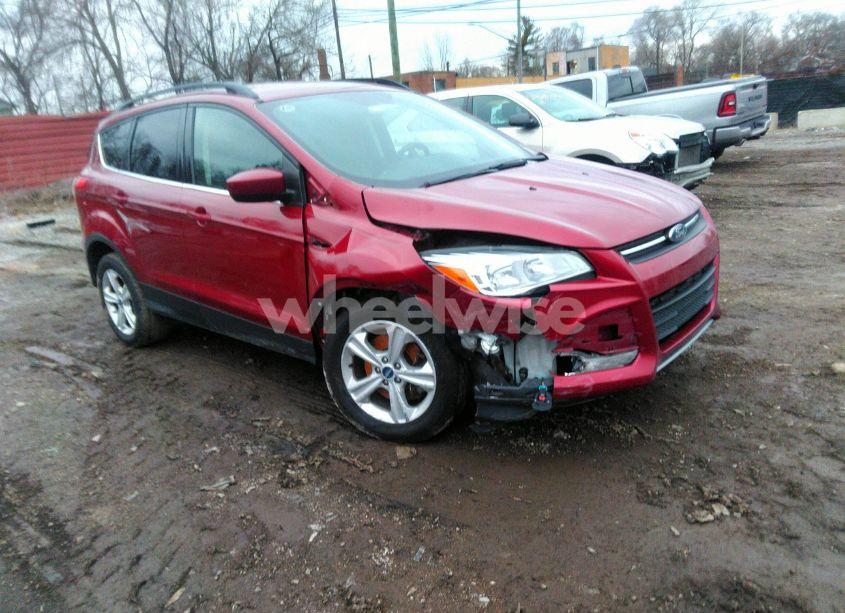2016 Ford Escape SE (VIN 1FMCU0G98GUB81594) main photo