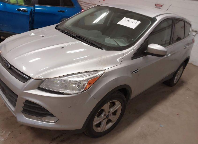 Photo 2 of 2016 Ford Escape SE (VIN 1FMCU0G98GUC27599)