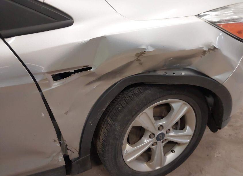 Photo 6 of 2016 Ford Escape SE (VIN 1FMCU0G98GUC27599)