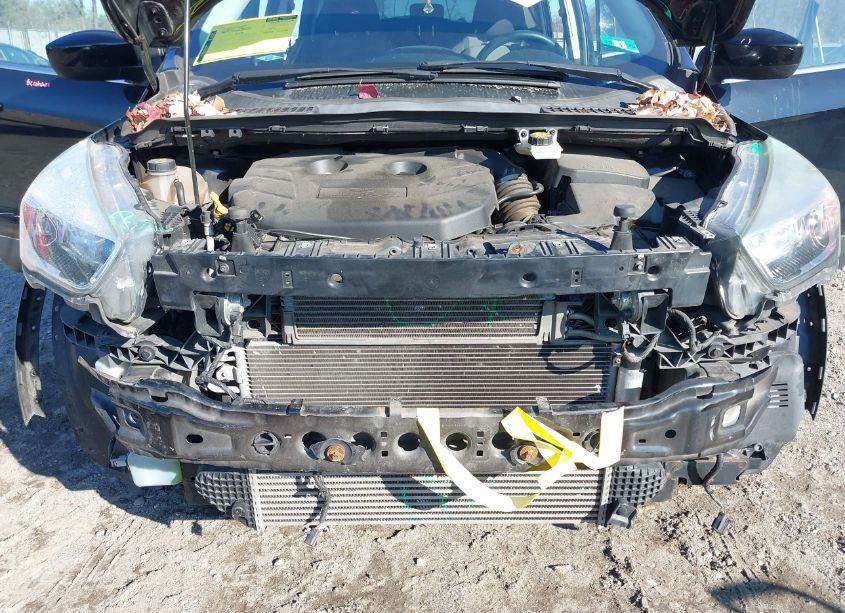 Photo 6 of 2017 Ford Escape SE (VIN 1FMCU0G98HUB28265)