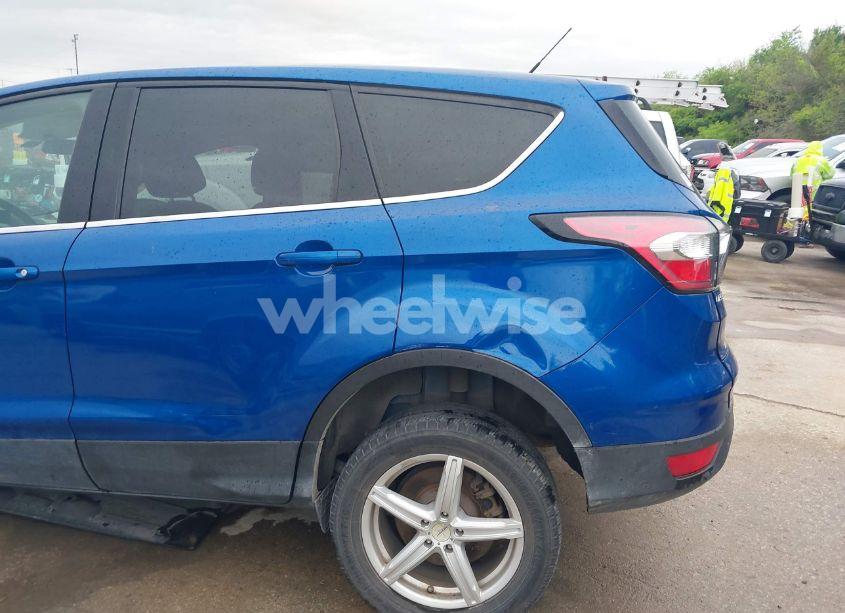 Photo 20 of 2017 Ford Escape SE (VIN 1FMCU0G98HUD67072)