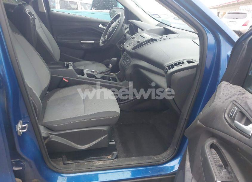 Photo 5 of 2017 Ford Escape SE (VIN 1FMCU0G98HUD67072)