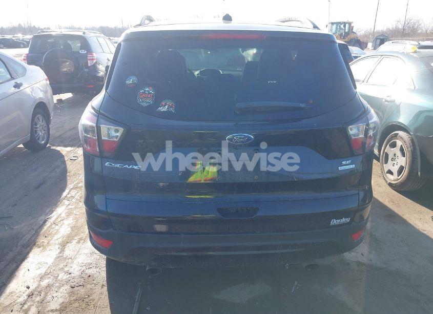 Photo 17 of 2017 Ford Escape SE (VIN 1FMCU0G98HUE15122)