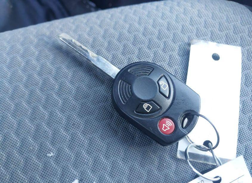 Photo 11 of 2017 Ford Escape SE (VIN 1FMCU0G98HUE65194)