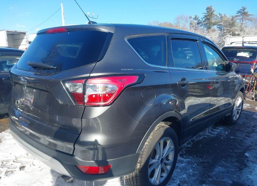 Photo 4 of 2017 Ford Escape SE (VIN 1FMCU0G98HUE65194)