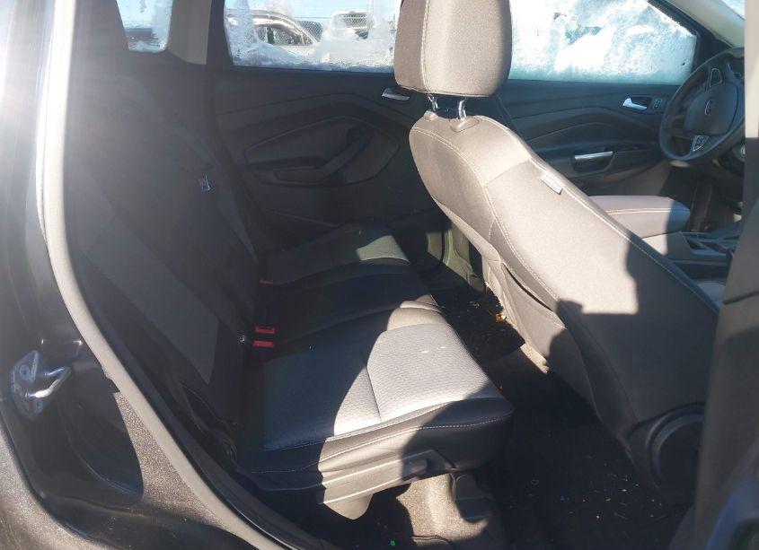 Photo 8 of 2017 Ford Escape SE (VIN 1FMCU0G98HUE65194)