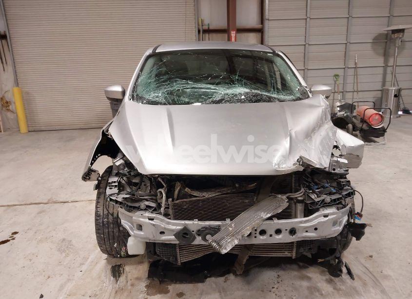 Photo 13 of 2019 Ford Escape SE (VIN 1FMCU0G98KUB33781)