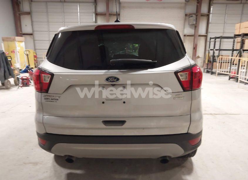 Photo 17 of 2019 Ford Escape SE (VIN 1FMCU0G98KUB33781)