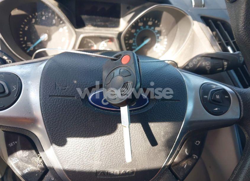 Photo 11 of 2014 Ford Escape SE (VIN 1FMCU0G99EUB00678)