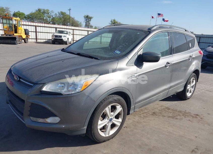 Photo 2 of 2014 Ford Escape SE (VIN 1FMCU0G99EUB00678)