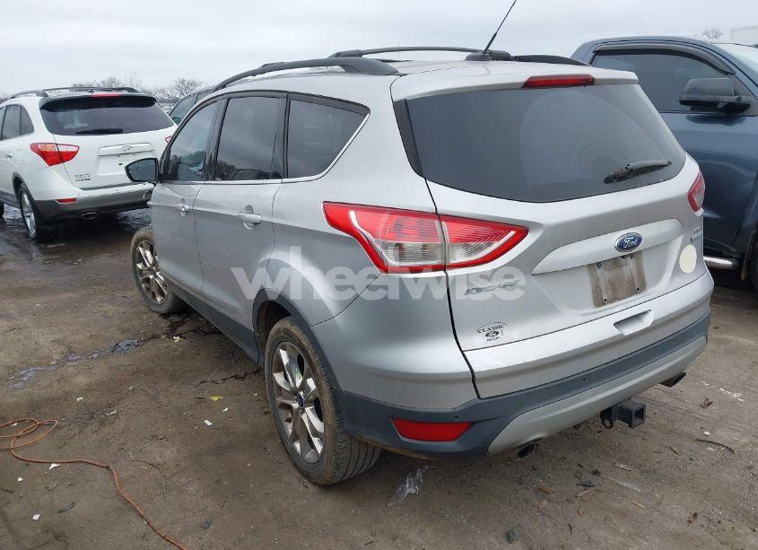 Photo 3 of 2016 Ford Escape SE (VIN 1FMCU0G99GUB29861)