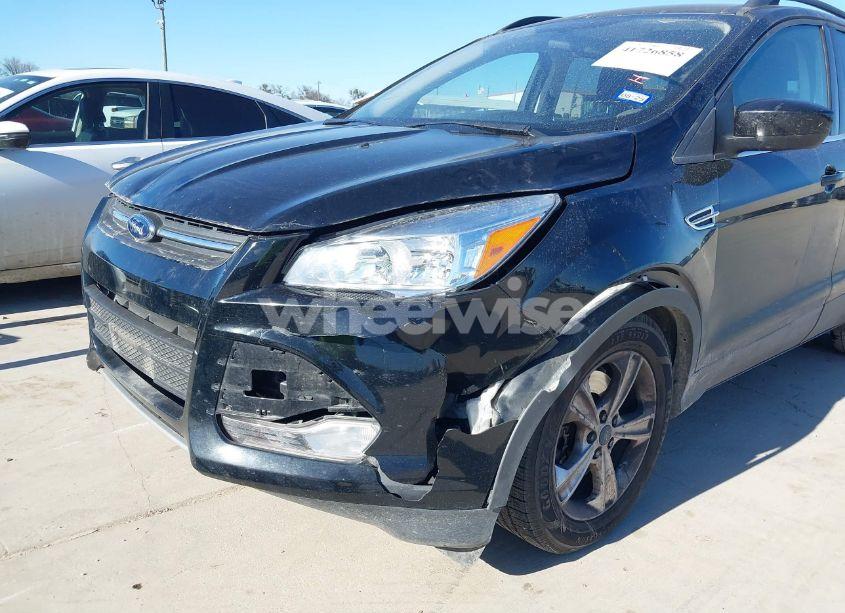 Photo 6 of 2016 Ford Escape SE (VIN 1FMCU0G99GUC19883)