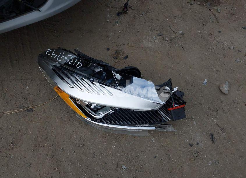 Photo 12 of 2017 Ford Escape SE (VIN 1FMCU0G99HUE13346)