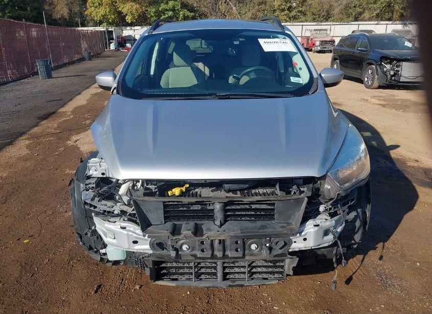 Photo 6 of 2018 Ford Escape SE (VIN 1FMCU0G99JUB62477)