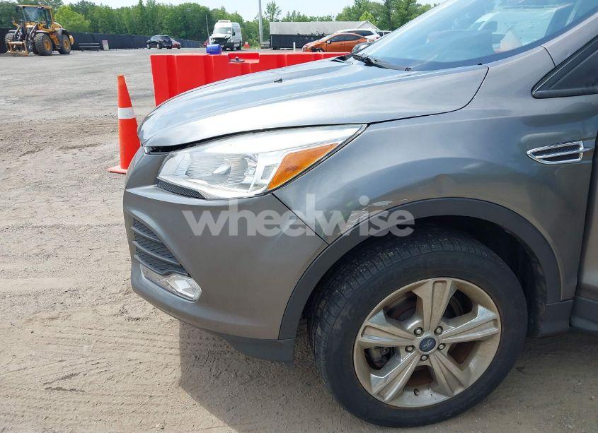 Photo 6 of 2013 Ford Escape SE (VIN 1FMCU0G9XDUB65263)