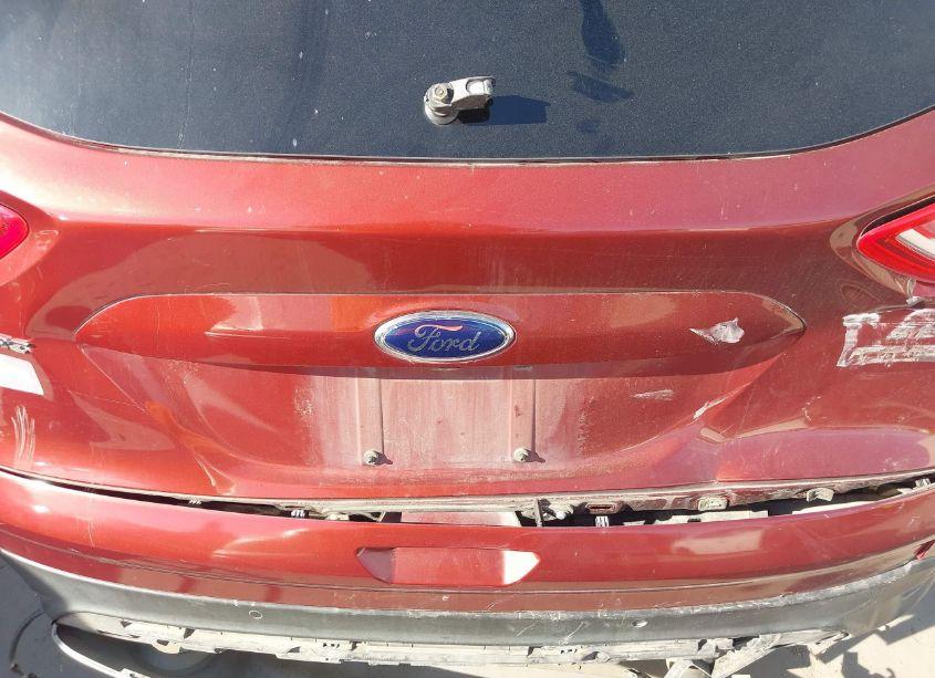 Photo 16 of 2014 Ford Escape SE (VIN 1FMCU0G9XEUD08696)