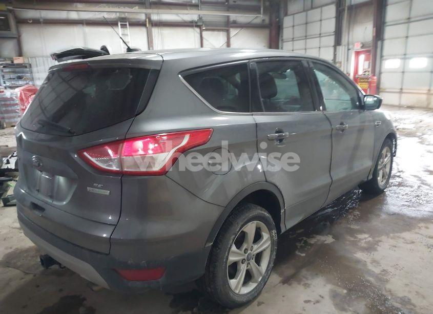 Photo 4 of 2014 Ford Escape SE (VIN 1FMCU0G9XEUE10614)