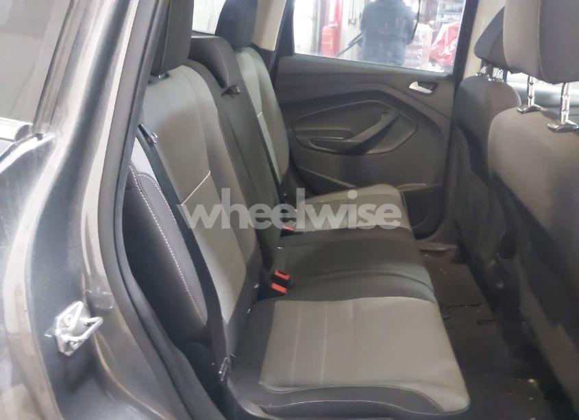 Photo 8 of 2014 Ford Escape SE (VIN 1FMCU0G9XEUE10614)