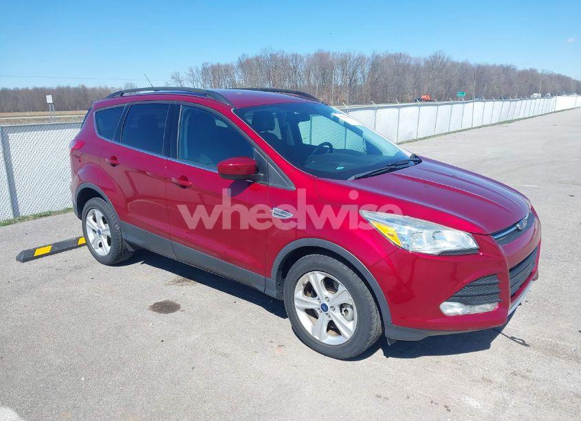 2015 Ford Escape SE (VIN 1FMCU0G9XFUC62286) main photo