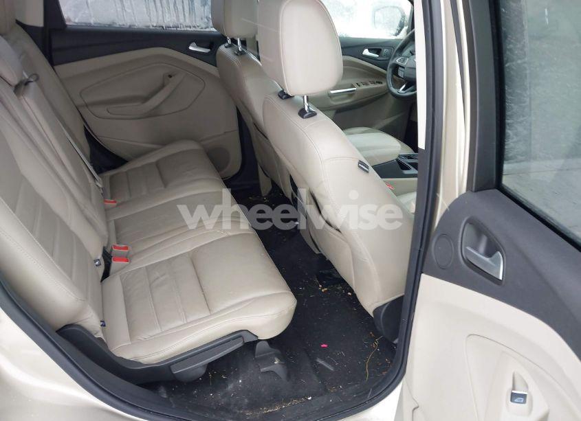 Photo 8 of 2017 Ford Escape SE (VIN 1FMCU0G9XHUA45193)