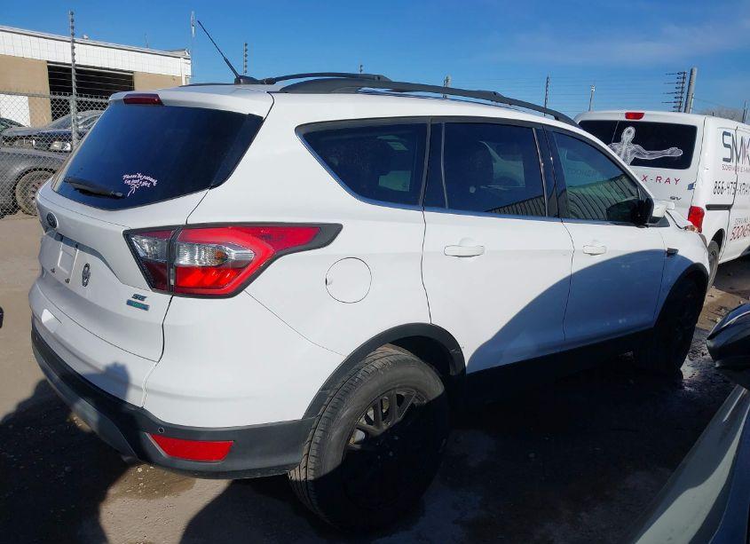 Photo 13 of 2017 Ford Escape SE (VIN 1FMCU0G9XHUB29093)