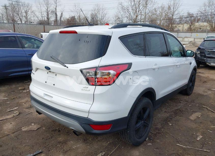 Photo 4 of 2017 Ford Escape SE (VIN 1FMCU0GD0HUA21974)