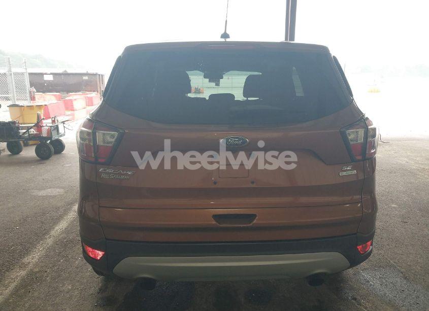 Photo 16 of 2017 Ford Escape SE (VIN 1FMCU0GD0HUA52349)