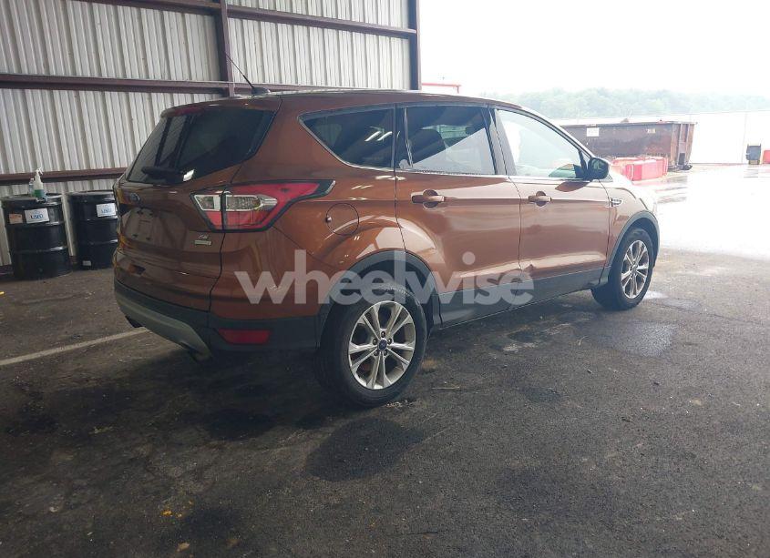 Photo 4 of 2017 Ford Escape SE (VIN 1FMCU0GD0HUA52349)