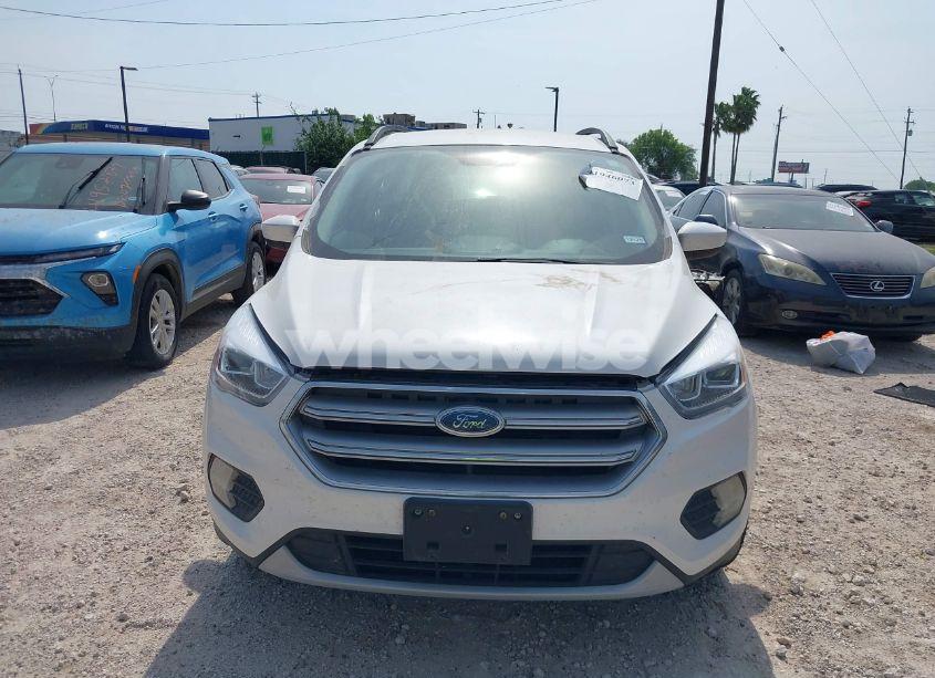 Photo 6 of 2017 Ford Escape SE (VIN 1FMCU0GD0HUA93323)