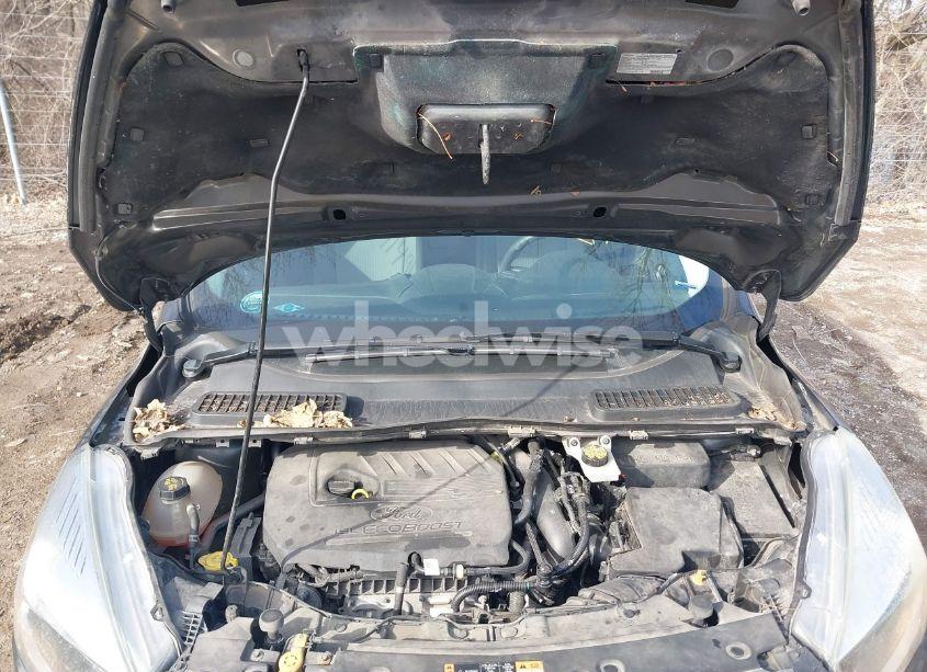 Photo 10 of 2017 Ford Escape SE (VIN 1FMCU0GD0HUB20343)