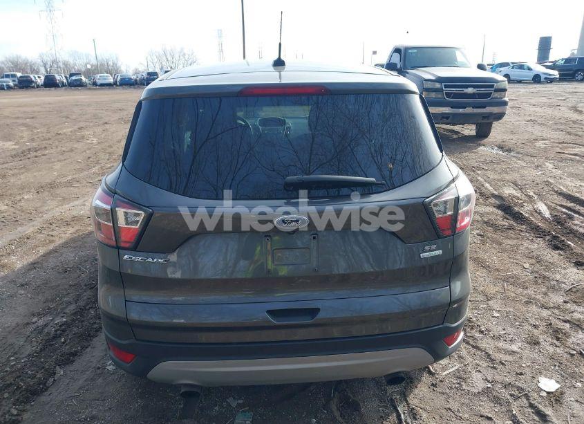 Photo 16 of 2017 Ford Escape SE (VIN 1FMCU0GD0HUB20343)