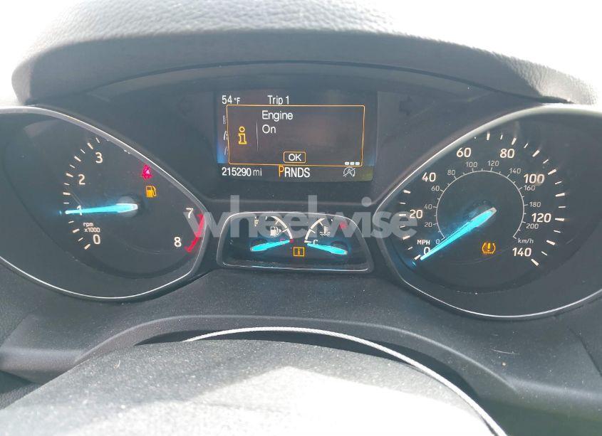 Photo 7 of 2017 Ford Escape SE (VIN 1FMCU0GD0HUB20343)