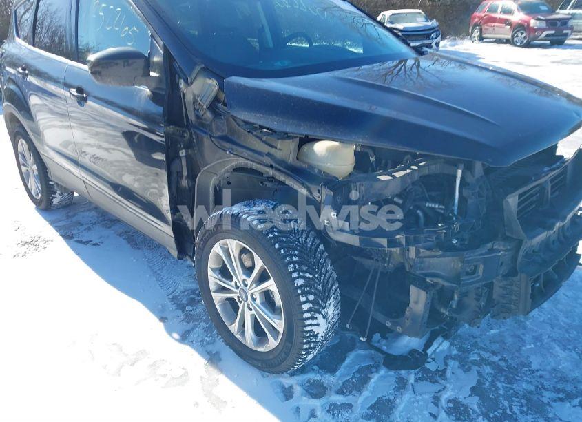 Photo 19 of 2017 Ford Escape SE (VIN 1FMCU0GD0HUB40298)