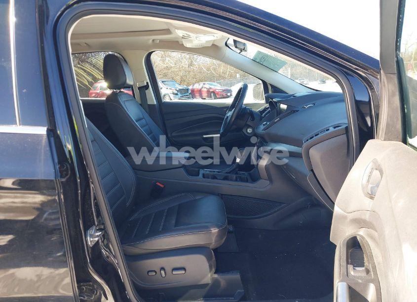 Photo 5 of 2017 Ford Escape SE (VIN 1FMCU0GD0HUB40298)