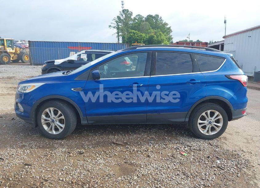 Photo 14 of 2017 Ford Escape SE (VIN 1FMCU0GD0HUB59546)