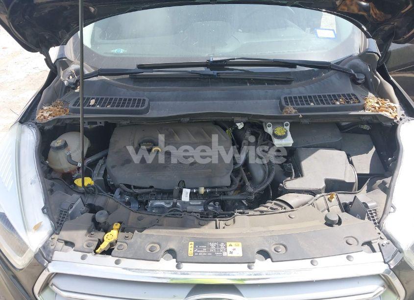 Photo 10 of 2017 Ford Escape SE (VIN 1FMCU0GD0HUC24833)