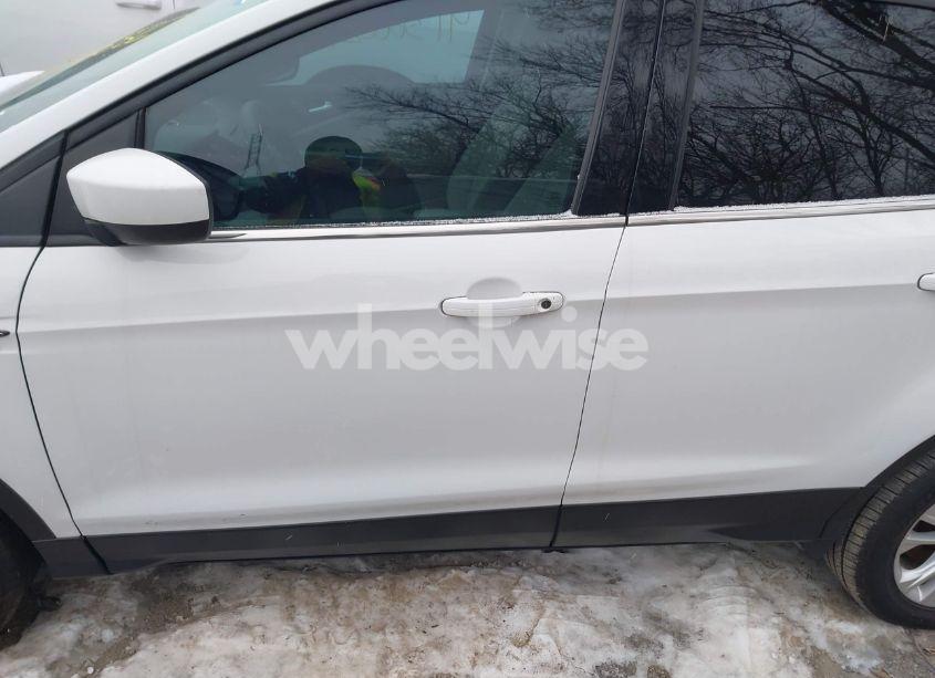 Photo 14 of 2017 Ford Escape SE (VIN 1FMCU0GD0HUC35668)