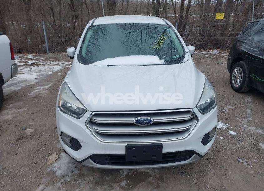 Photo 6 of 2017 Ford Escape SE (VIN 1FMCU0GD0HUC35668)
