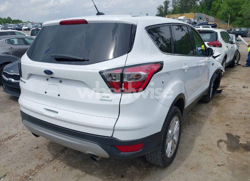 Photo 4 of 2017 Ford Escape SE (VIN 1FMCU0GD0HUD06917)