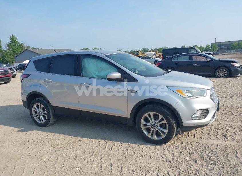 Photo 13 of 2017 Ford Escape SE (VIN 1FMCU0GD0HUD63716)