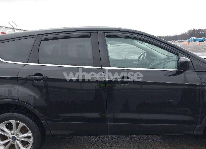 Photo 14 of 2017 Ford Escape SE (VIN 1FMCU0GD0HUD65580)