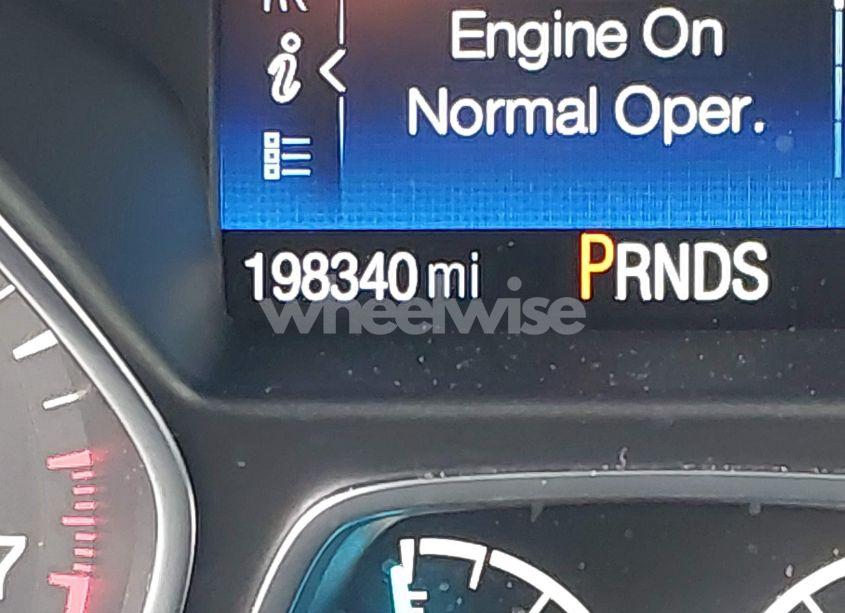 Photo 16 of 2017 Ford Escape SE (VIN 1FMCU0GD0HUE00683)