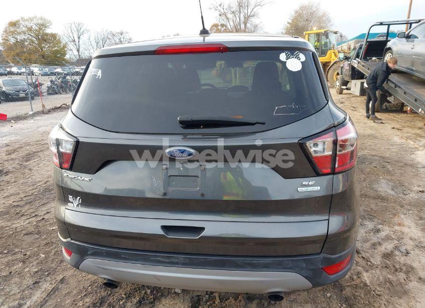 Photo 17 of 2017 Ford Escape SE (VIN 1FMCU0GD0HUE00683)