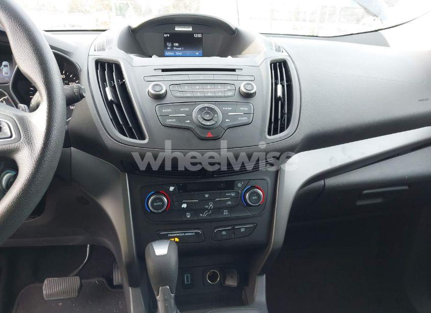 Photo 18 of 2017 Ford Escape SE (VIN 1FMCU0GD0HUE00683)